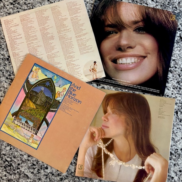 Carly Simon & James Taylor Vinyl Record Set - Picture 2 of 7